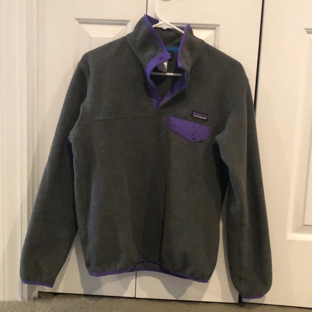 Patagonia women’s small fleece gray